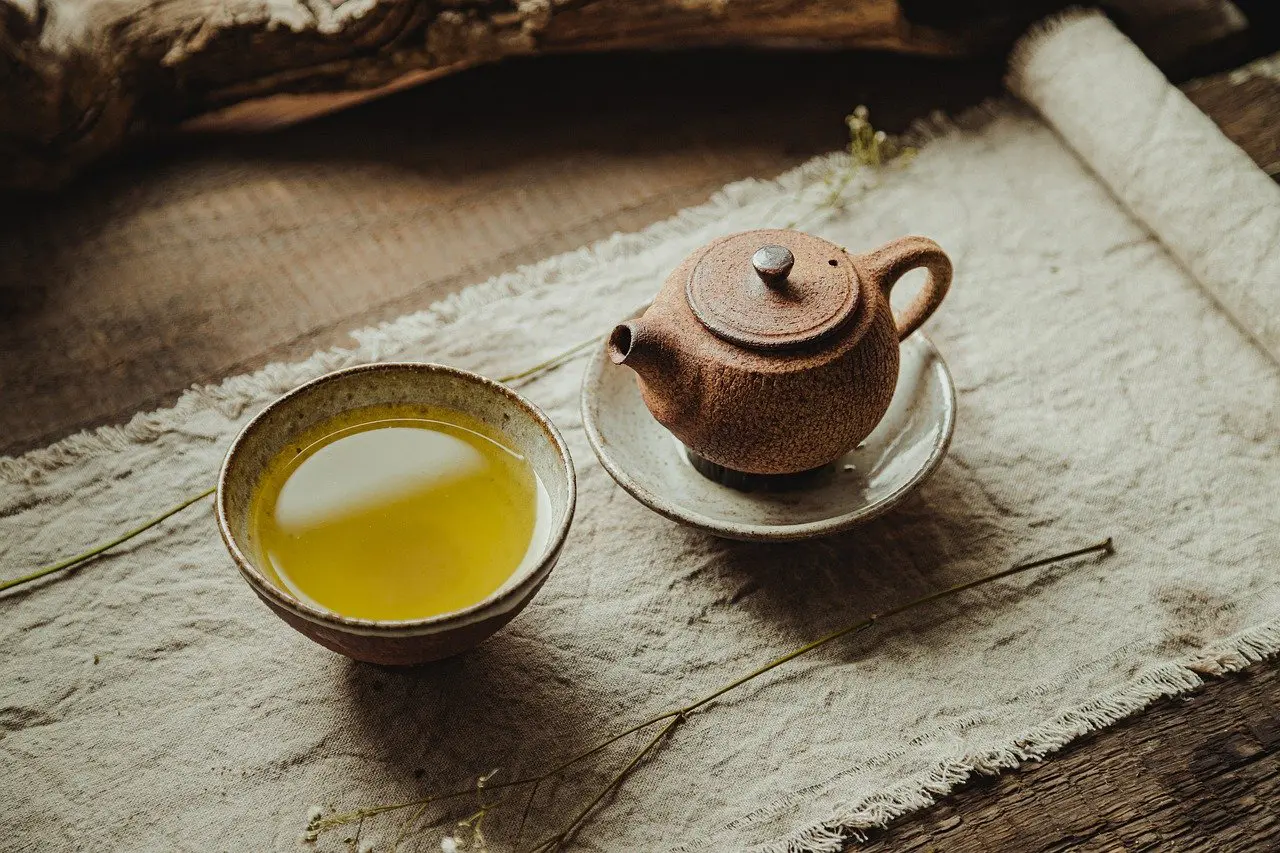 is green tea good for teeth, can I use green tea as a mouthwash, can green tea help with tooth pain